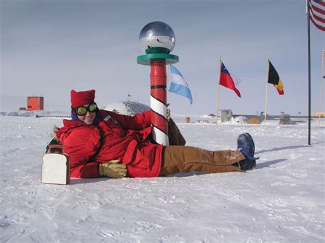 Woman Travels South Pole With Sandwich