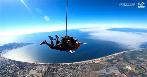 World S Highest Skydive Every Day At Skydive Monterey Bay