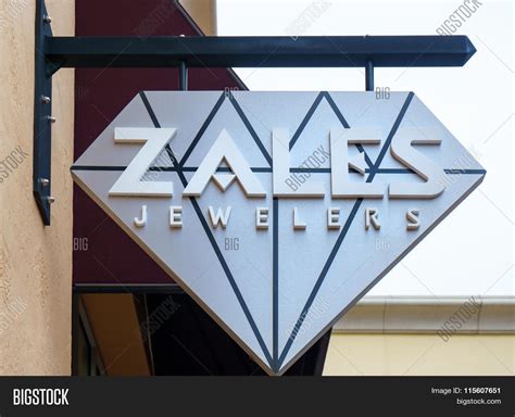 Zales Jewelers Image Amp Photo Free Trial Bigstock